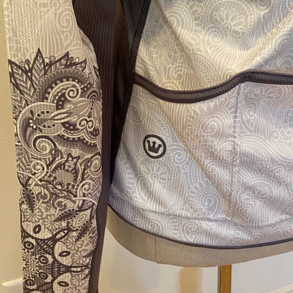 Canari Womens Gray White Long Sleeve Cycling Shirt/ Beautiful Print / Size XL - Picture 12 of 13